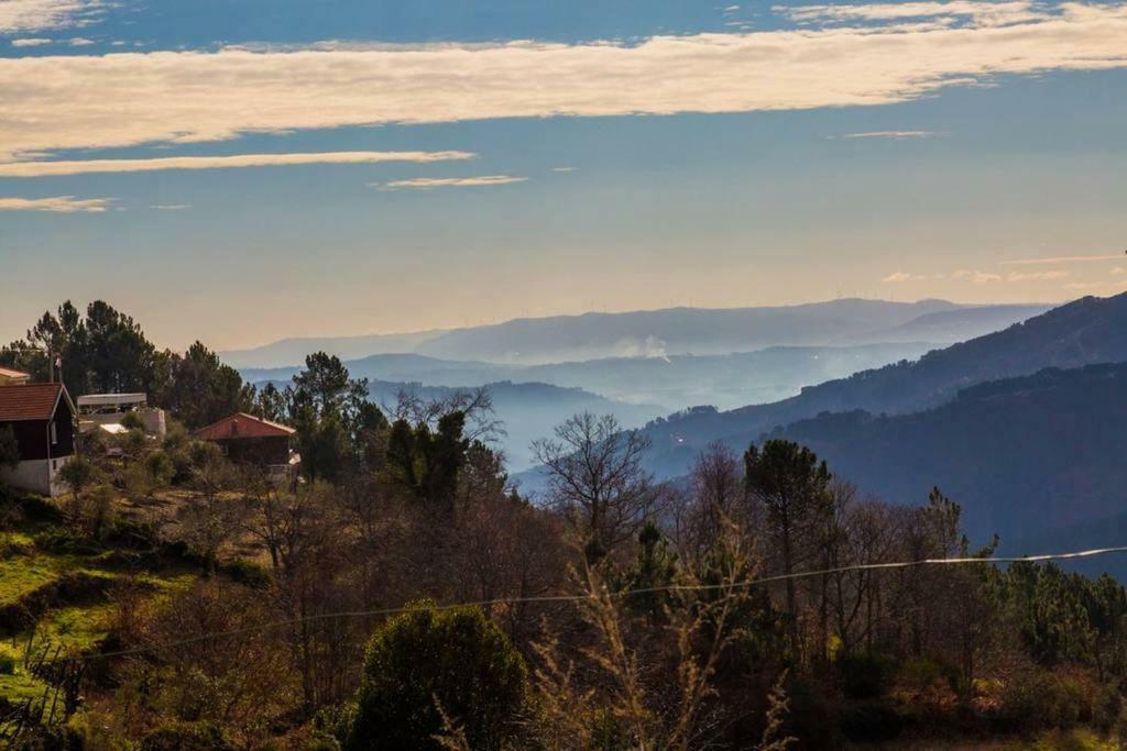 "Casa Do Avo Patricio" Mountain Experience Villa Parada  Exterior photo